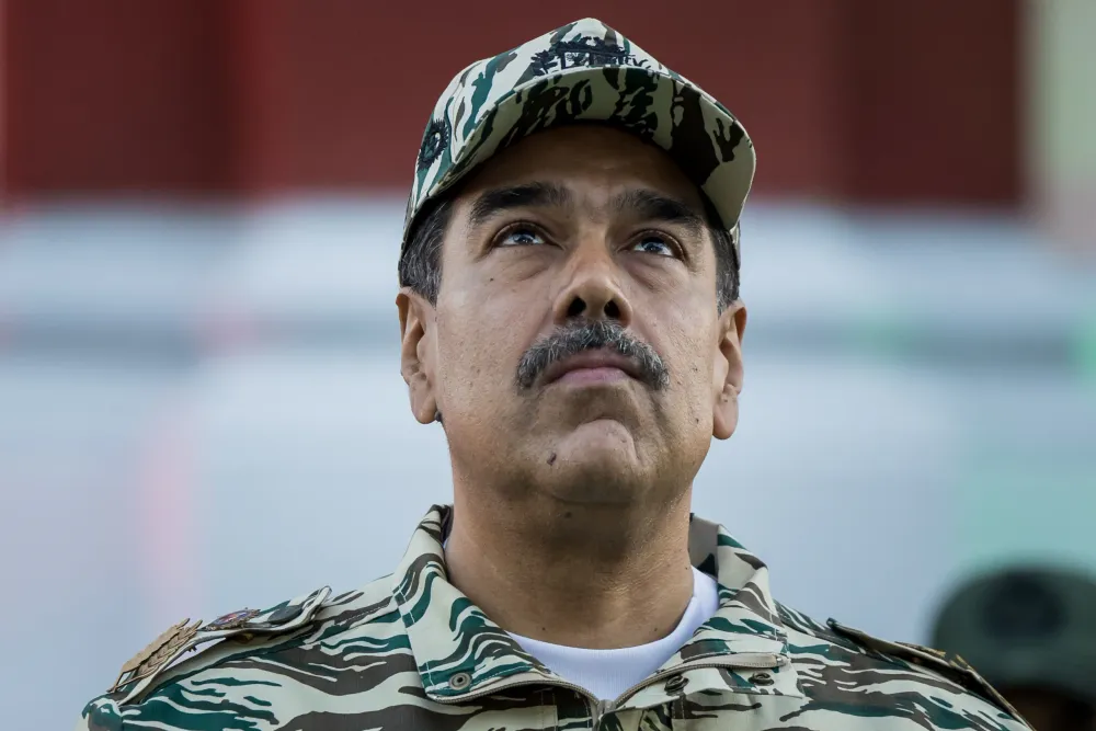 El régimen de Maduro amenazó con cárcel a todo extranjero que ingrese a Venezuela sin autorización