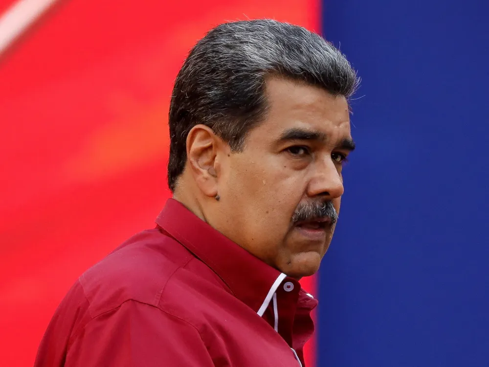 El régimen de Maduro libera a 13 presos políticos