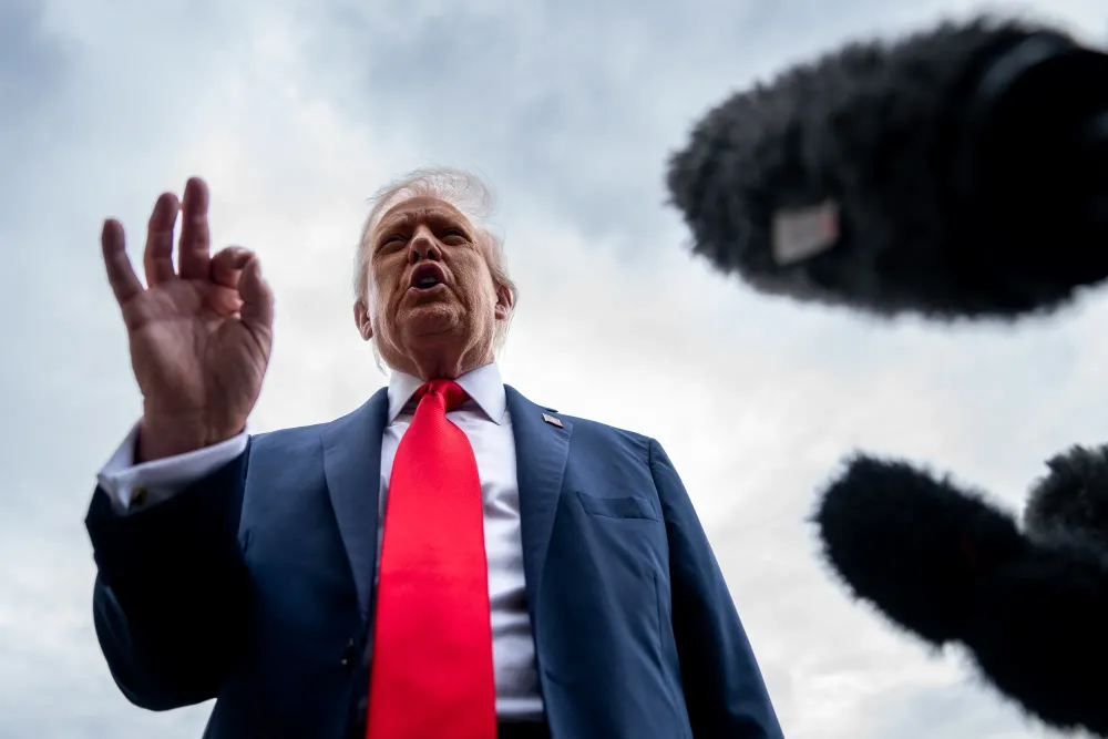 Trump anunció la designación del grupo de izquierda Antifa como organización terrorista