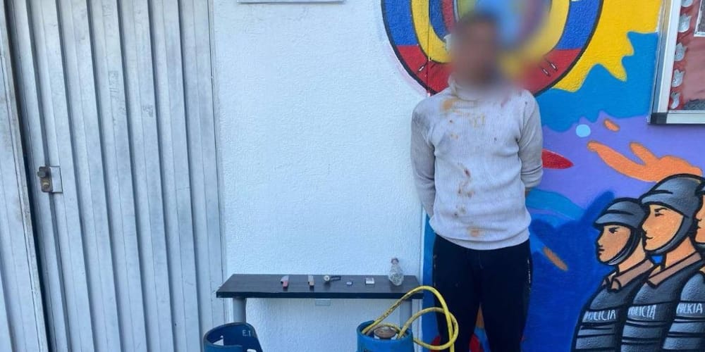Detienen en Ecuador a venezolano que intentó quemar vivos a su pareja e hijos