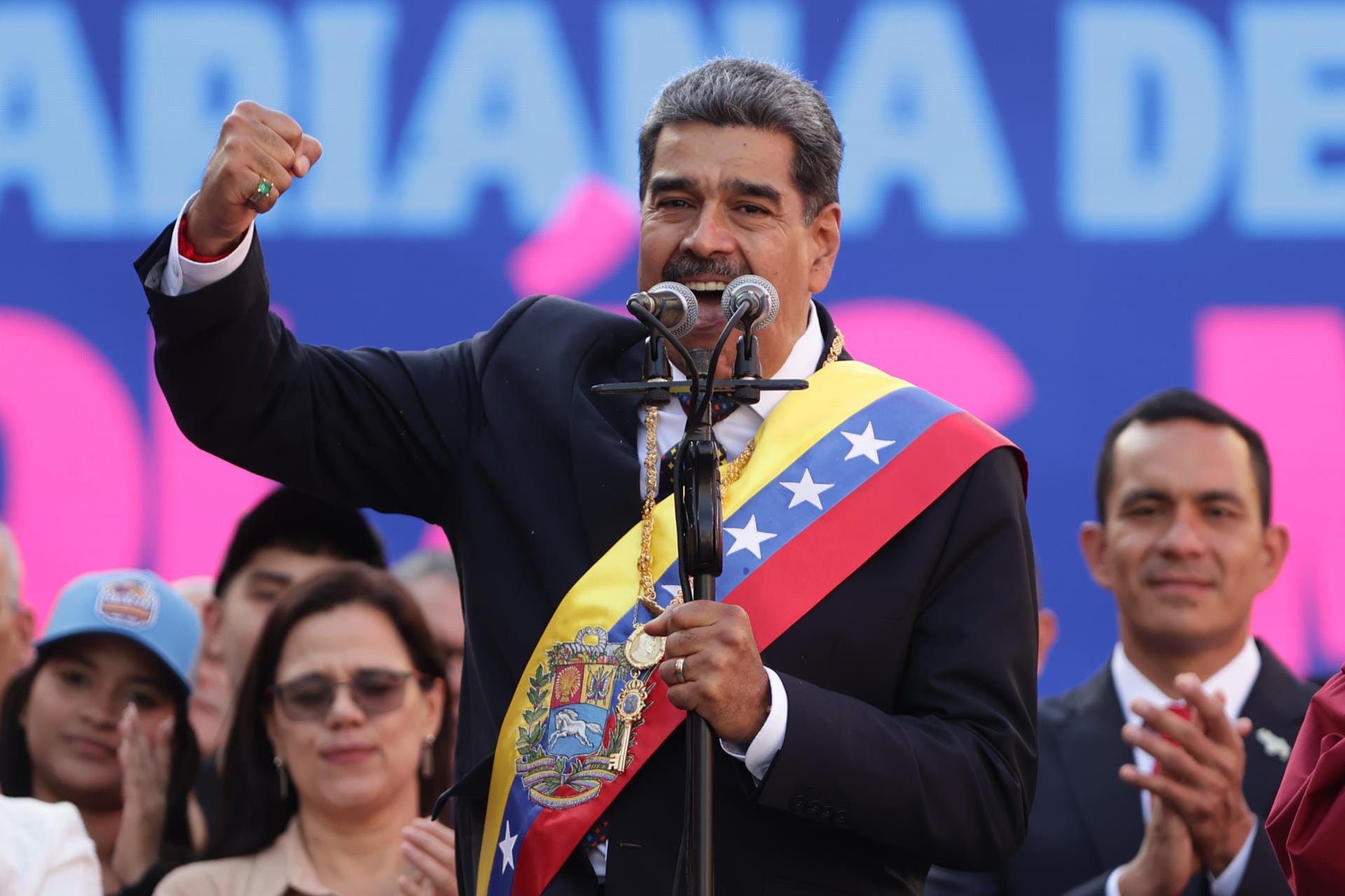 Régimen chavista se atrinchera ante operativos contra el narcotráfico