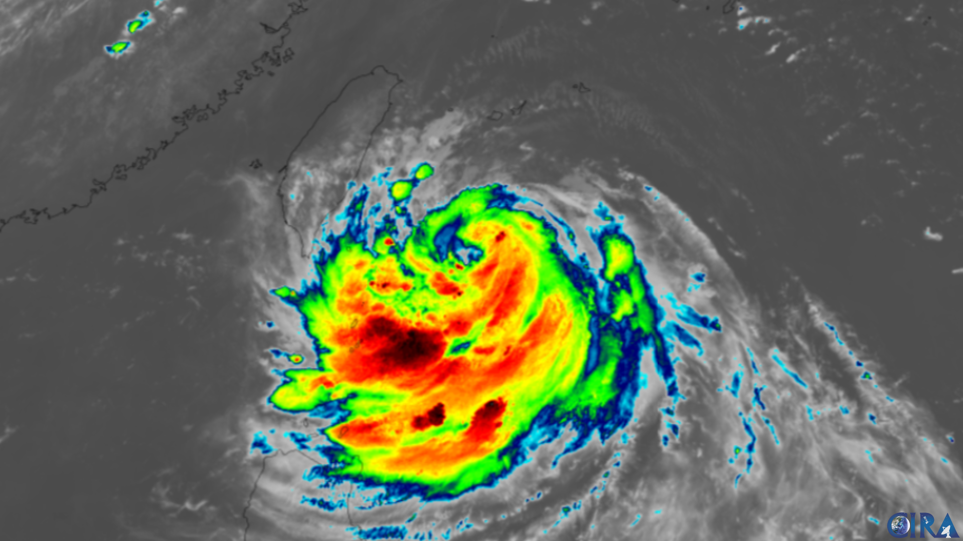 Tifón Podul Azota el Sur y Este de Taiwán con Vientos Devastadores y Lluvias Torrenciales