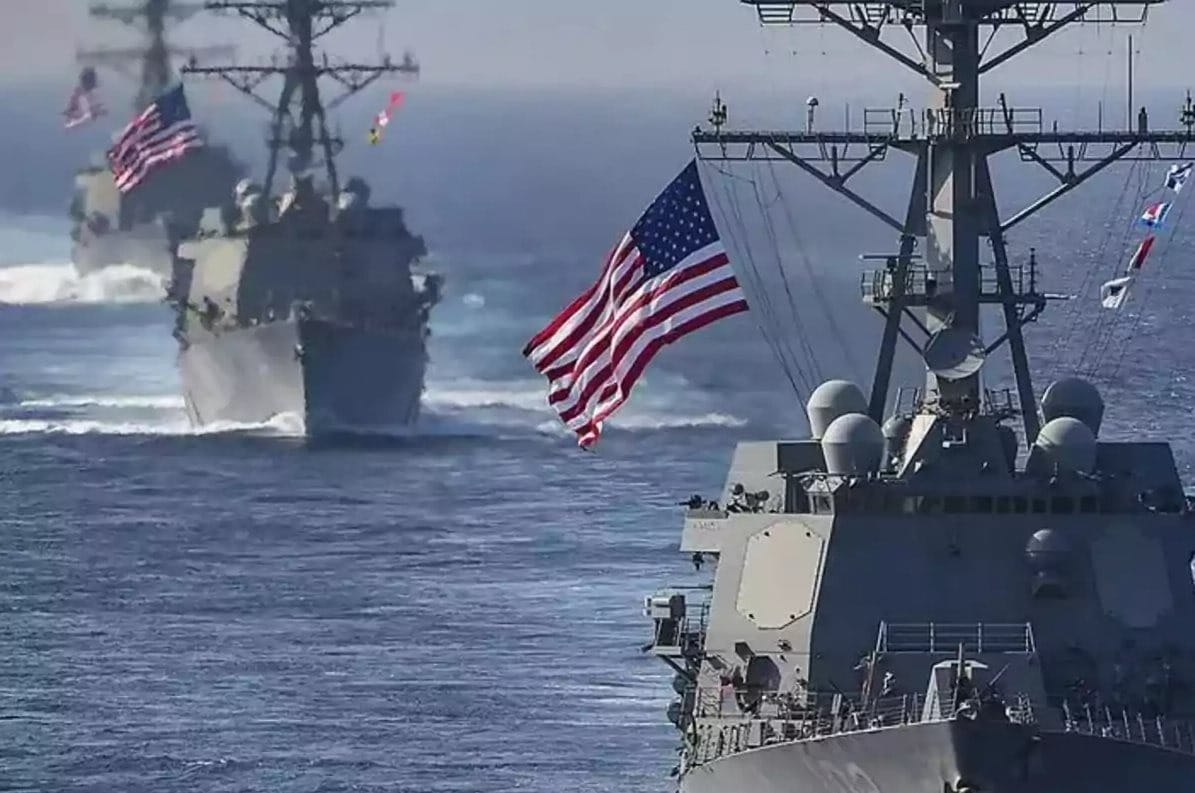 Buque lanzamisiles de Estados Unidos cruza el canal de Panamá rumbo al Caribe