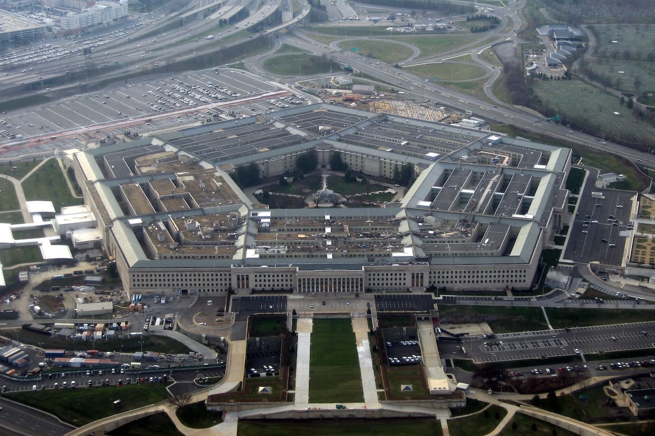 Trump firmará orden para renombrar departamento de defensa a departamento de guerra