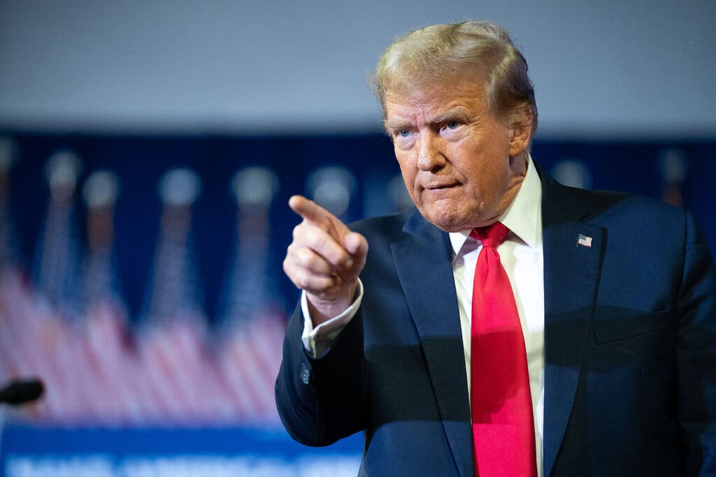 The Telegraph insta a tomar en serio las amenazas de Trump contra Nicolás Maduro