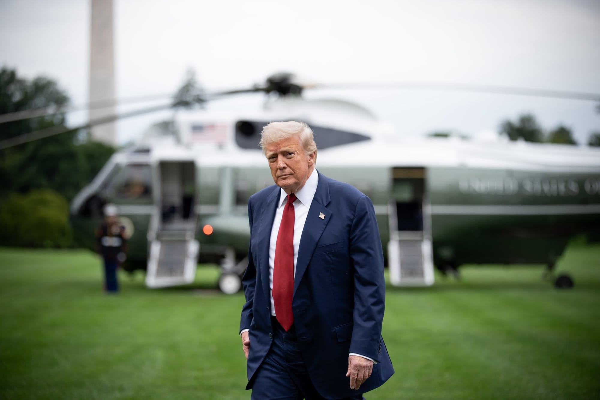 Trump desmiente rumores de muerte y reafirma su excelente salud