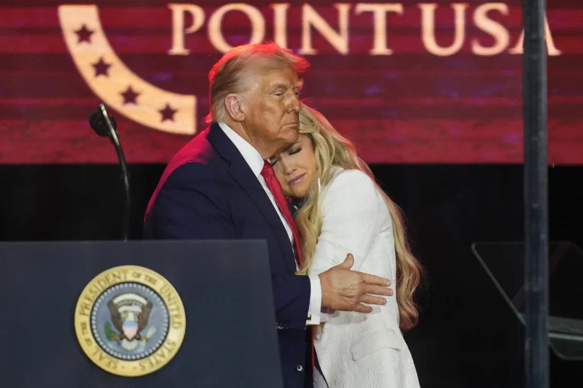 Donald Trump encabezó el funeral de Charlie Kirk en Arizona