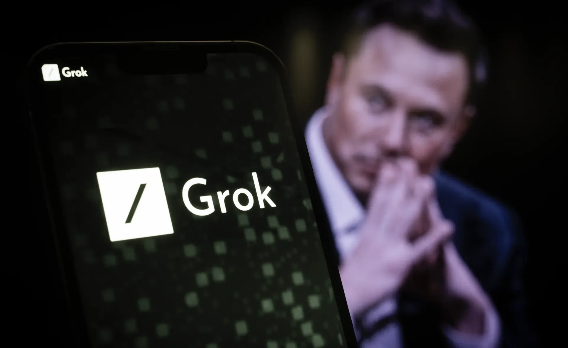 Elon Musk lanza Grokipedia, la enciclopedia de IA que busca competir con Wikipedia