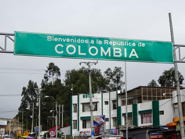 Ecuador Inicia Deportación de Más de 800 Presos Colombianos; Preocupaciones por Seguridad en Colombia