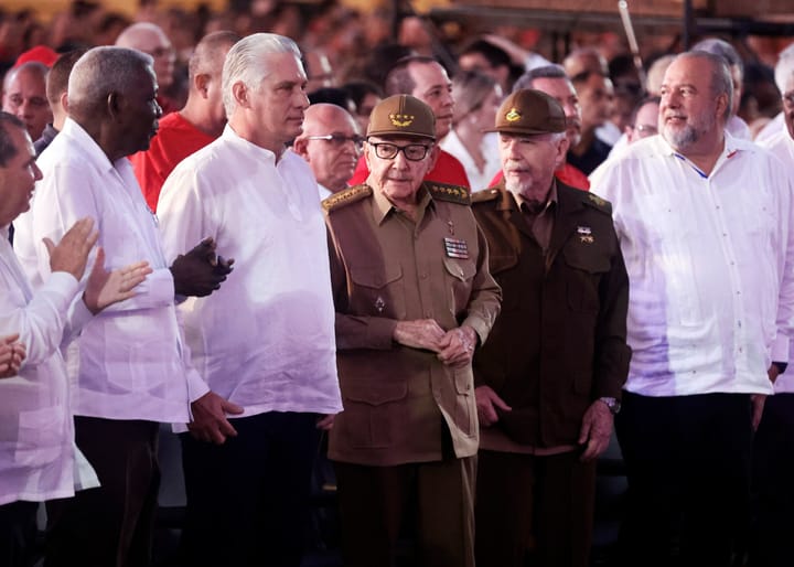 Documentos Secretos Revelan Enormes Reservas de Dólares del Régimen Cubano en Medio de Crisis Económica